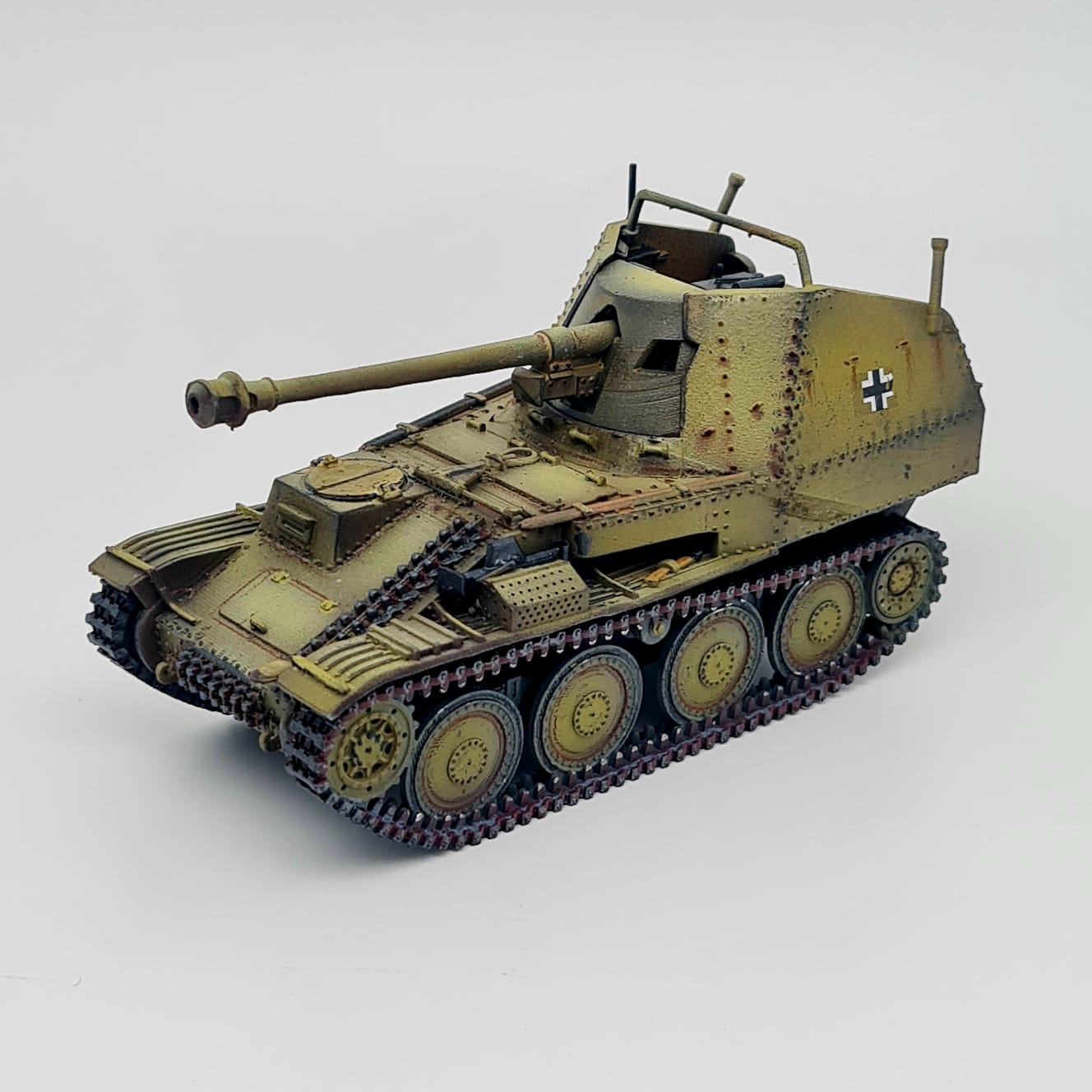 Marder III Ausf.M (Sd.Kfz.138) + 3 Tankmen (Germany, WW2)